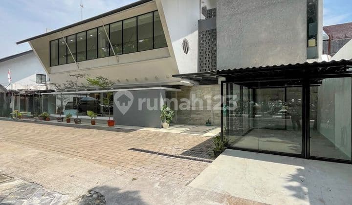 Bangunan Bagus Untuk Klinik Dan Kantor Kebayoran Baru