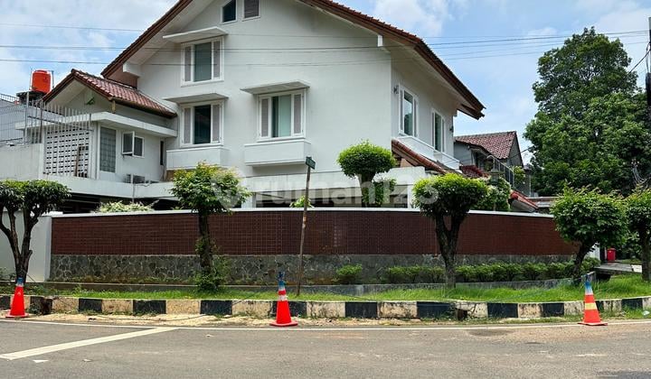 Rumah Best Location Area Senopati Selong