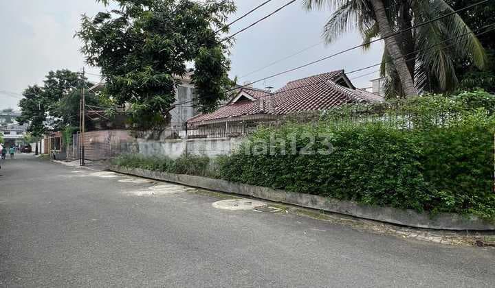Hitung Tanah Rumah Dalam Kompleks Posisi Hook Di Kemang