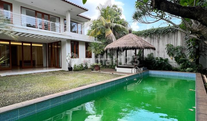 Kemang Rumah Cantik Design Tropis Bebas Banjir