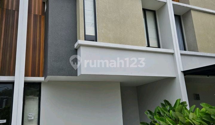 Dijual Rumah Siap Huni Di U Ville Bintaro Jaya 3249hc