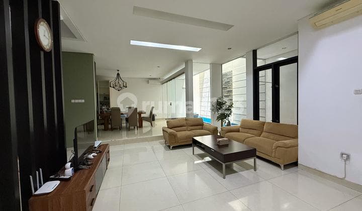 Disewakan Rumah Pondok Indah Full Furnished
