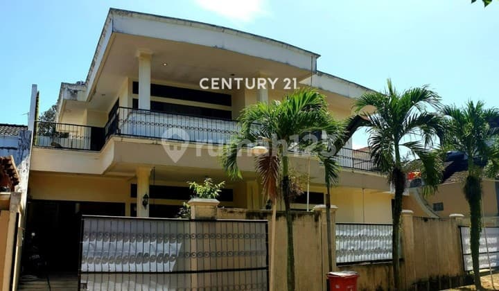For Sale House in Cinere Depok 9443