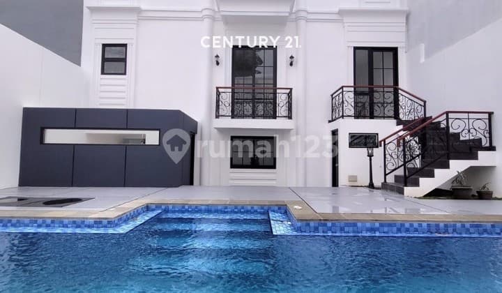 For Sale Strategic Luxury House With Swimming Pool In Bintaro Sector 7
