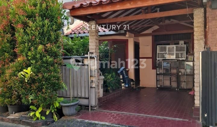 Dijual Rumah Strategis Harga Menarik Di Bintaro Sektor 5