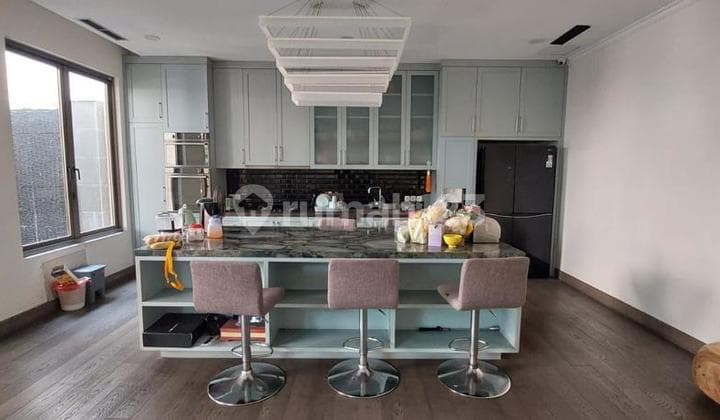 Rumah Mewah Semi Furnished cluster Mentari Alam Sutera