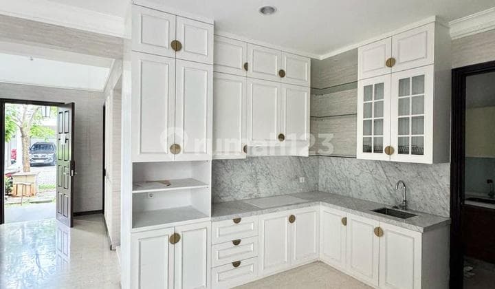 Rumah Semi Furnished jadeite BSD City, Tangerang