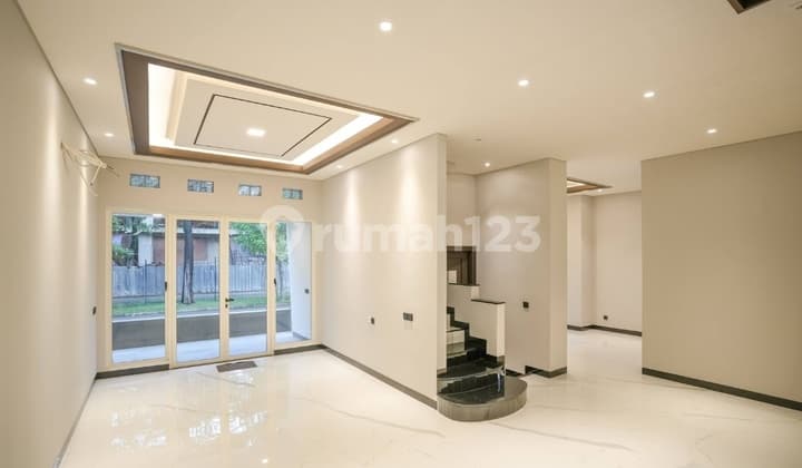 Grisea House The Springs Summarecon Area - Gading Serpong