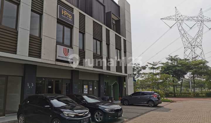 For Sale Beautiful Lucky Shop House with Great Access West Park BSD City