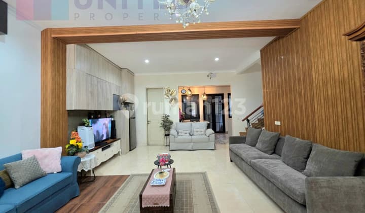 Rumah Nyaman Bagus De Latinos Caribbean Island Bsd City