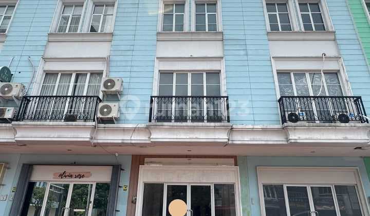 Ruko Cantik Strategis Siap Huni Hadap Jalan Utama Cbd Gading di Kelapa Dua Tangerang Banten