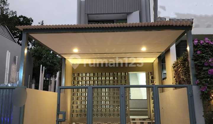 Rumah Bangunan Mandiri , Strategis Dan Nyaman Di Griyaloka Bsd