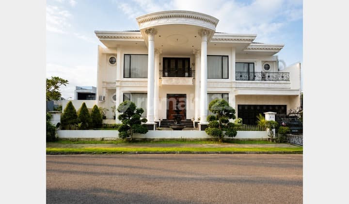 Luxury House at Terrace Golf BSD