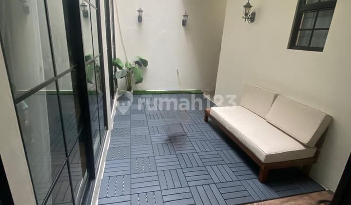 Rumah Eminent Bsd Jarang Ada Full Renovasi Siap Huni., Lokasi Terdepan.dan. Strategis