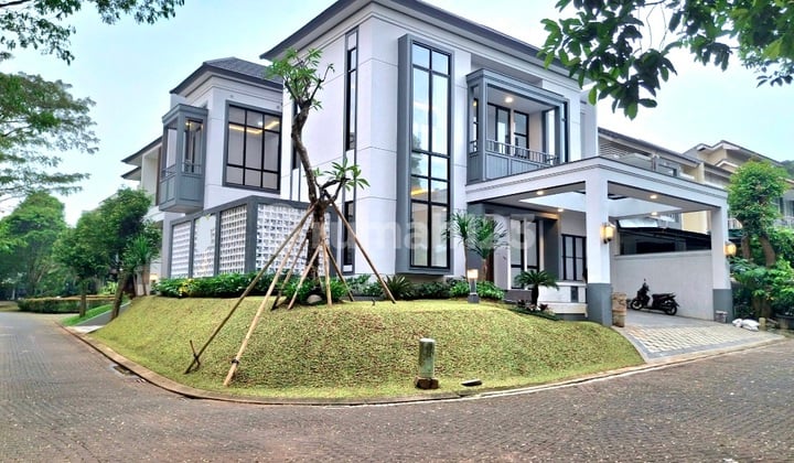 Brand New House Independent Building Latinos BSD City Strategic Location Near Toll Exit