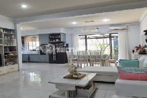 Unit Langka Rumah Foresta Allevare, Lebar 10 , Rapi, Siap Huni, Lokasi Strategis