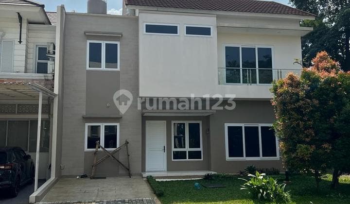 Rumah Hyland Greenwich Bangunan Mandiri Siap Huni, 3.sport.club , Lokasi Strategis