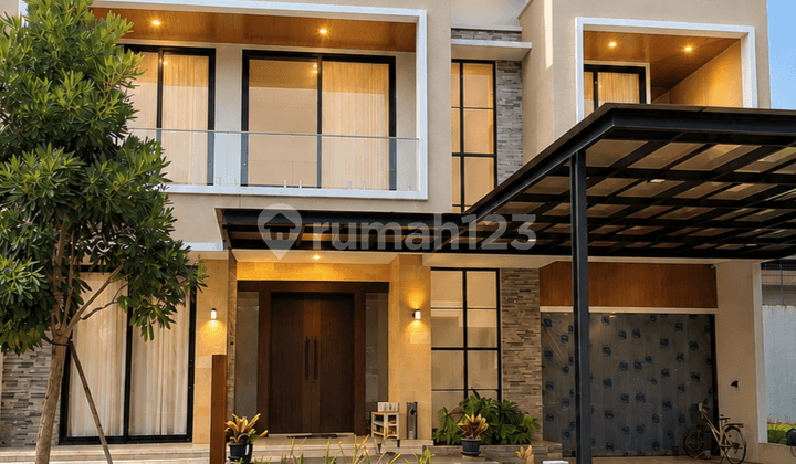 Free-standing House High Ceiling, Spacious and Optimal Layout in Alam Sutera Near Living World, Laurentia School, Alam Sutera Mall, IKEA, Binus University, EMC Hospital