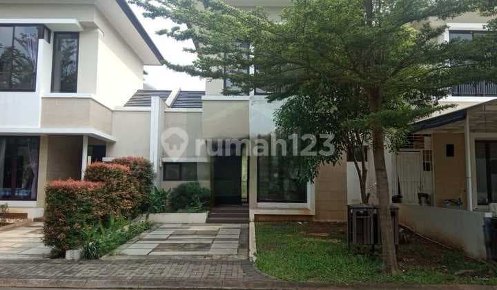 Comfortable and Nice House in the Ilustria Eminent Cluster, BSD City