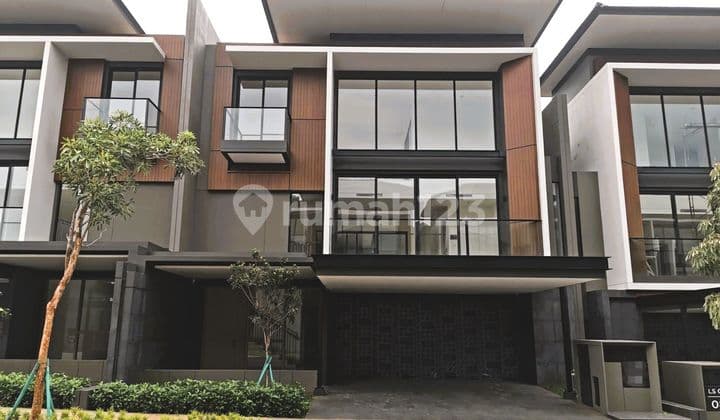 Sultan's Modern Design House in Laurel Navapark BSD City