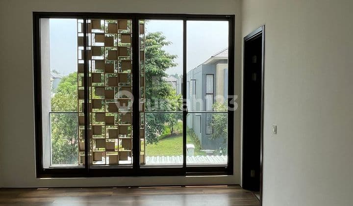 Rumah Hook Bagus di Cluster Aure Mozia BSD City