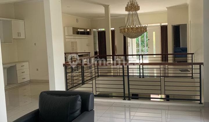 Rumah Cantik Siap Huni Di Griya Loka Bsd City