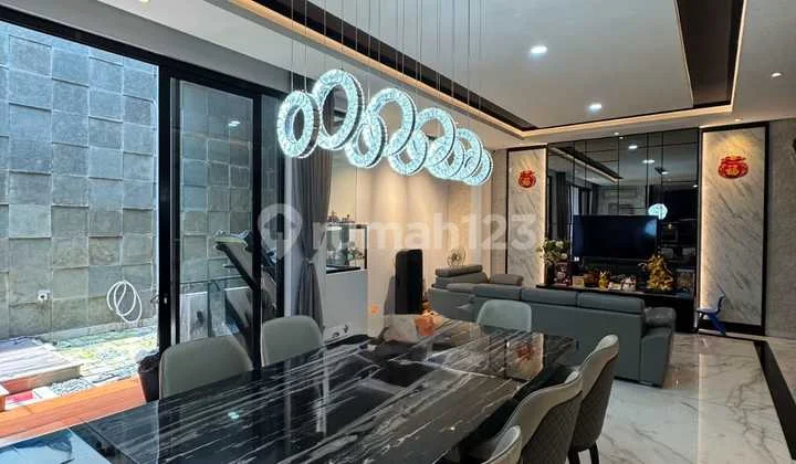 Rumah Mewah Siap Huni Lokasi Prestisius Tinggal Bawa Koper The Springs Gading Serpong