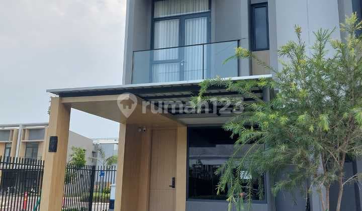 New Corner House Fully Furnished in Tanakayu, BSD City