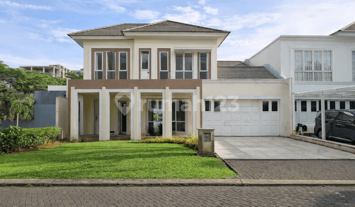 Exclusive Rumah Mewah di Frangipani De Park BSD City Tinggal Bawa Koper
