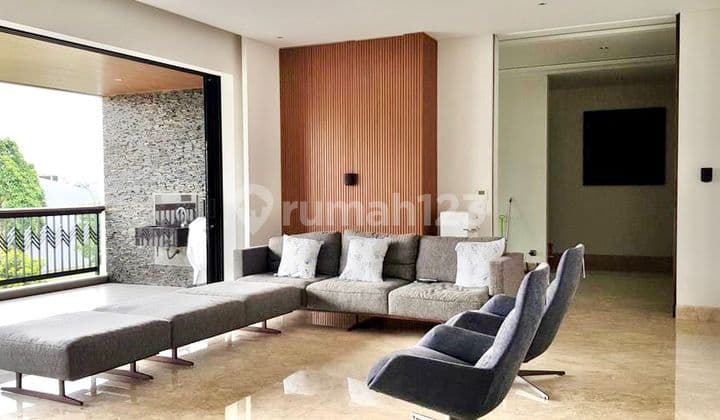 Rumah di BSD City - De Park Furnished Cakep Nan Mewah