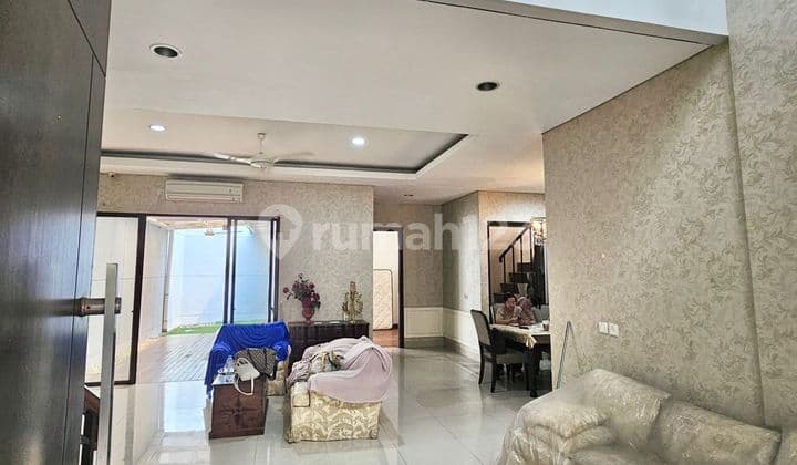 Rumah 2 Lantai Exclusive Whitsand Greenwich Park - Bsd City