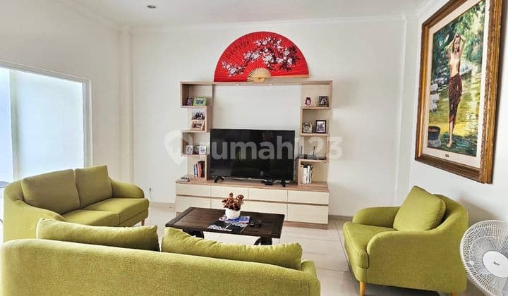 Turun Harga Exclusive Rumah 2 Lantai Furnished di Sutera Olivia Alam Sutera, Tangerang