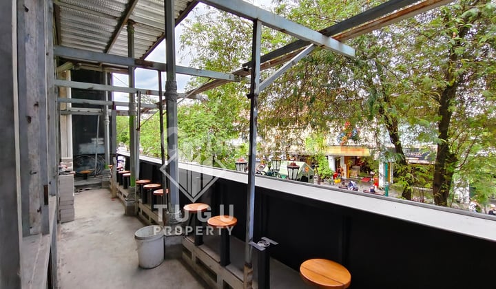 Ruang Usaha di Lantai 2 Disewakan Jogja, di Pusat Perbelanjaan Malioboro, Dekat Malioboro Mall, Sekolah Smpn 3, Gedung Agung, Beteng Vredebrugh, Alun Alun Utara, Kraton Yogyakarta
