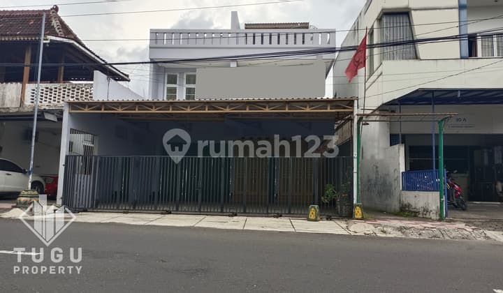 3-Story New Building Ruko for Rent in Jogja Ngampilan, near Malioboro, near Tugu Station, near PKU Hospital, near Ngabean Parking, near Bakpia Pathuk, near Yogyakarta Palace/ North Square