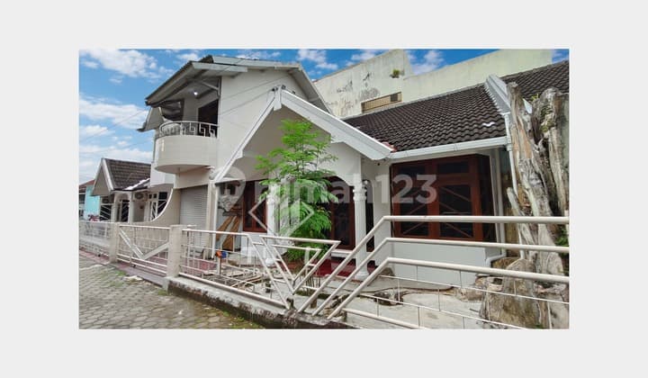 Rumah Disewakan Jogja Area Jalan Magelang, Dekat Borobudur Plaza, Sekolah Kalam Kudus, Jogja City Mall Jcm, Sman 4,Gereja Lidwina Bedog, Gereja Alletheia, Sindu Kusuma Edupark Ske