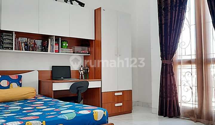 Kece Badai Rumah Mewah Dalam Komplek Buah Batu Regency Bandung