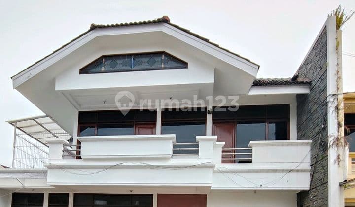 Harga Bagus Rumah Luas Sayap Pasteur Bandung