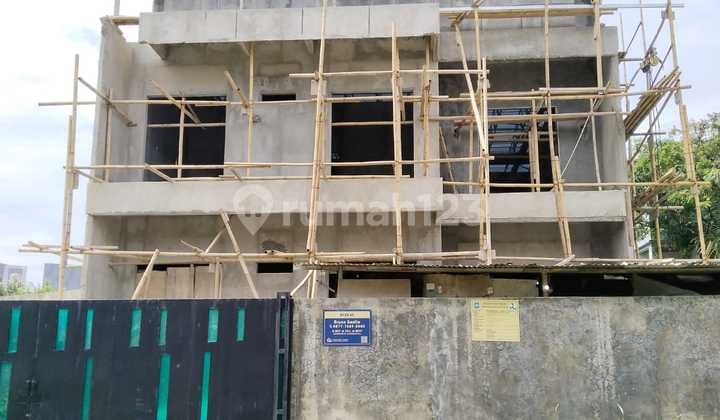 Jual Bu, Rumah Moderland Bangunan 70% Jadi