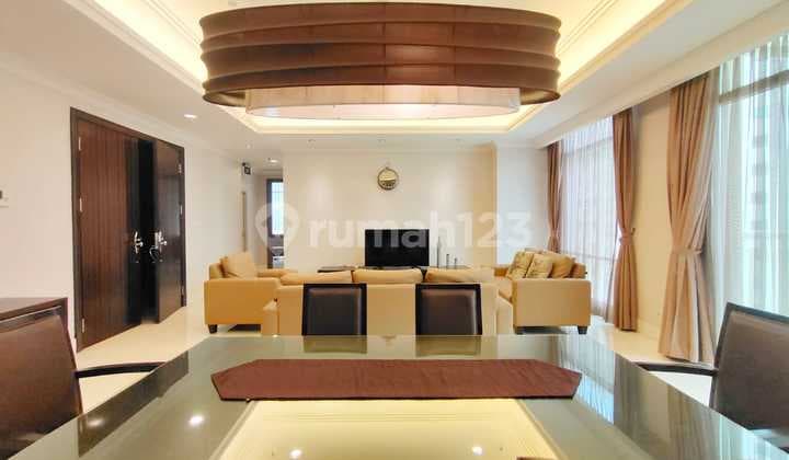 Dijual Apartemen The Botanica Simprug 2+1 BR Size 195 m²