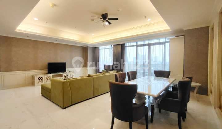 Dijual Apartemen The Botanica 3BR Size 225m² at Simprug, Jakarta Selatan