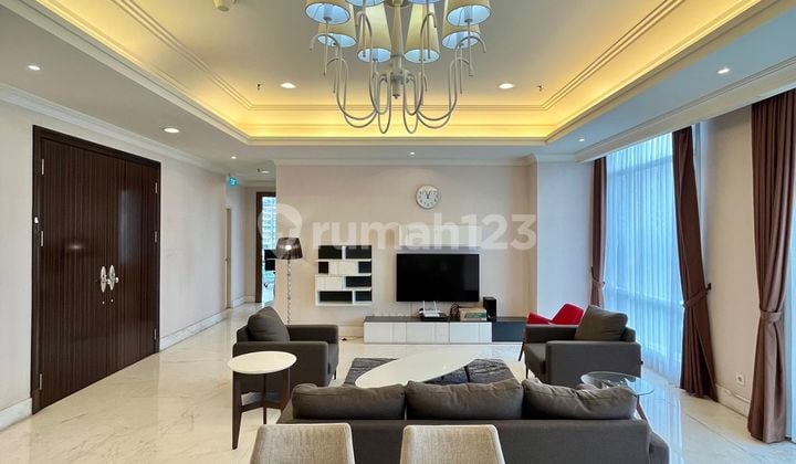 For Sale Apartment The Botanica 2+1 BR Size 195 m² Simprug, South Jakarta