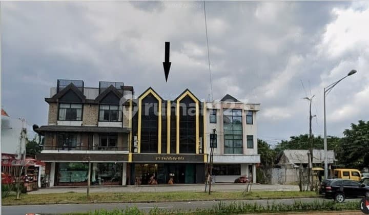 Tandem Ruko Gading Serpong Facing Road Strategic Location
