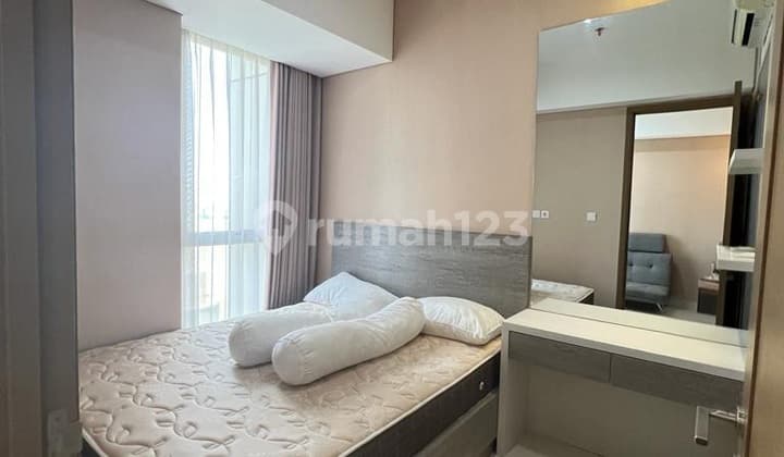 1BR Furnished Apartemen Taman Anggrek Residences - Jakarta Barat