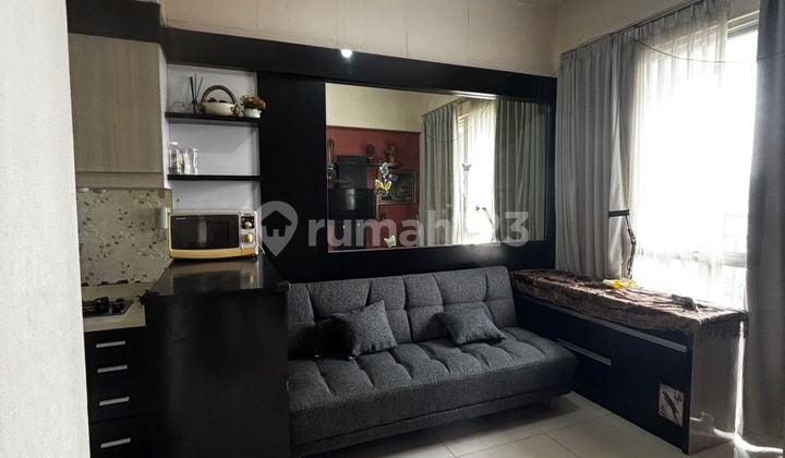2BR Hook Furnished Apartemen Westmark - Jakarta Barat