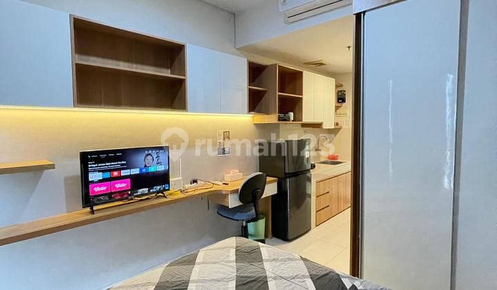 Near Binus Include IPL Apartemen Springwood Residence Full Furnished