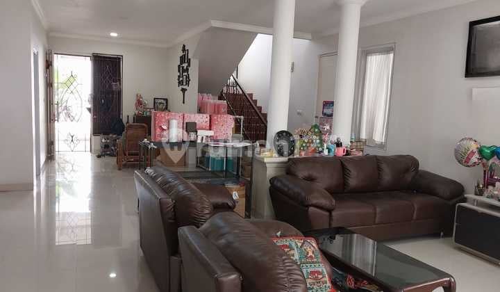Rumah Shm 2 Lantai, Sudah Renovasi, Selatan Di Cluster Gading Serpong Dekat Mall Gading Serpong Dekat Tol Ke Jakarta