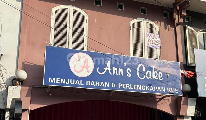 Ruko Griyaloka Bsd Posisi Super Strategis 2 Lantai Langsung Tepi Jalan Raya Parkir Mudah Selangkah ke Pasar Modern Bsd, Pintu Tol, Stasiun KRL Rawa Buntu