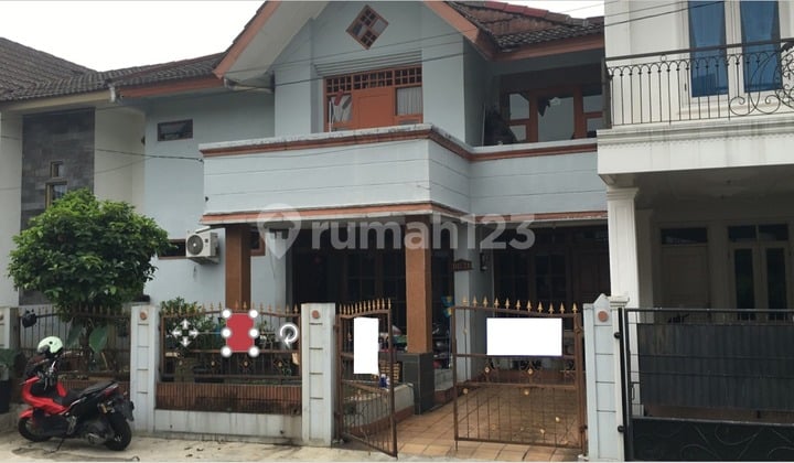 Rumah Siap Huni di Griya Loka di Jual Cepat