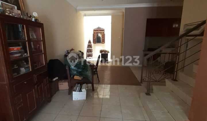 For Sale House in Semanan Ready to Occupancy 2 Floors 4 Bedrooms Facing North