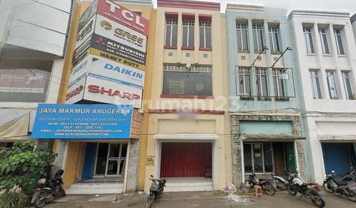 Shop house in North Serpong, South Tangerang